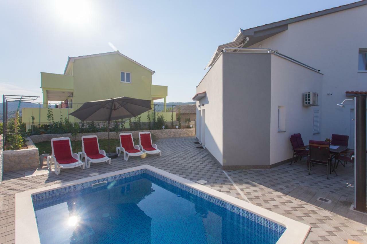 Villa Supuk Vinišće Εξωτερικό φωτογραφία